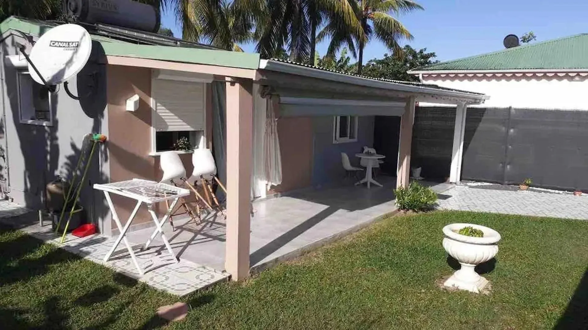 Semesterbostad Bungalow Confortable A Sainte-Rose Avec Jardin Prive_222 Guadeloupe